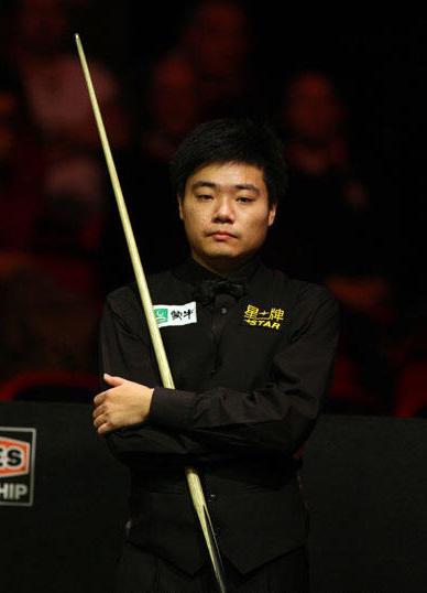 构成了一个 构成了一个