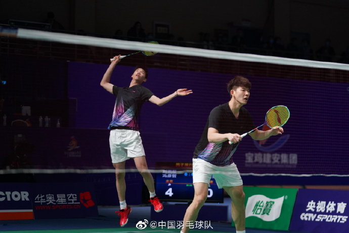 滑上升为国 滑上升为国