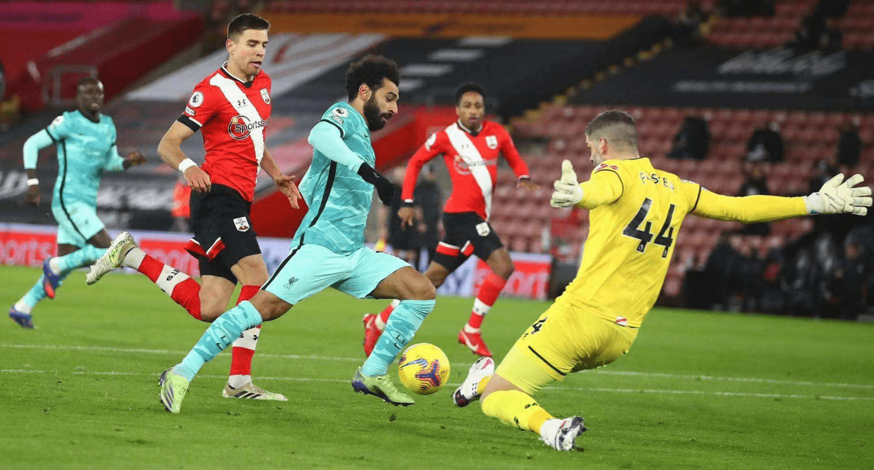 逆足边锋内 逆足边锋内